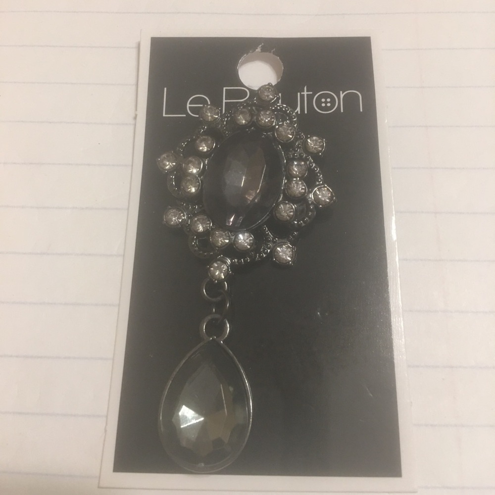 Le Bouton Black Rhinestone Pin New